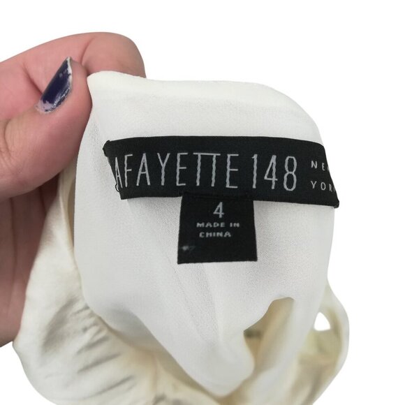 Lafayette 148 100% Silk Winter White Sleeveless Lined Blouse Top Size 4 Scoop - Picture 10 of 10